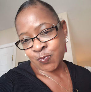 Meet your Posher, Helena